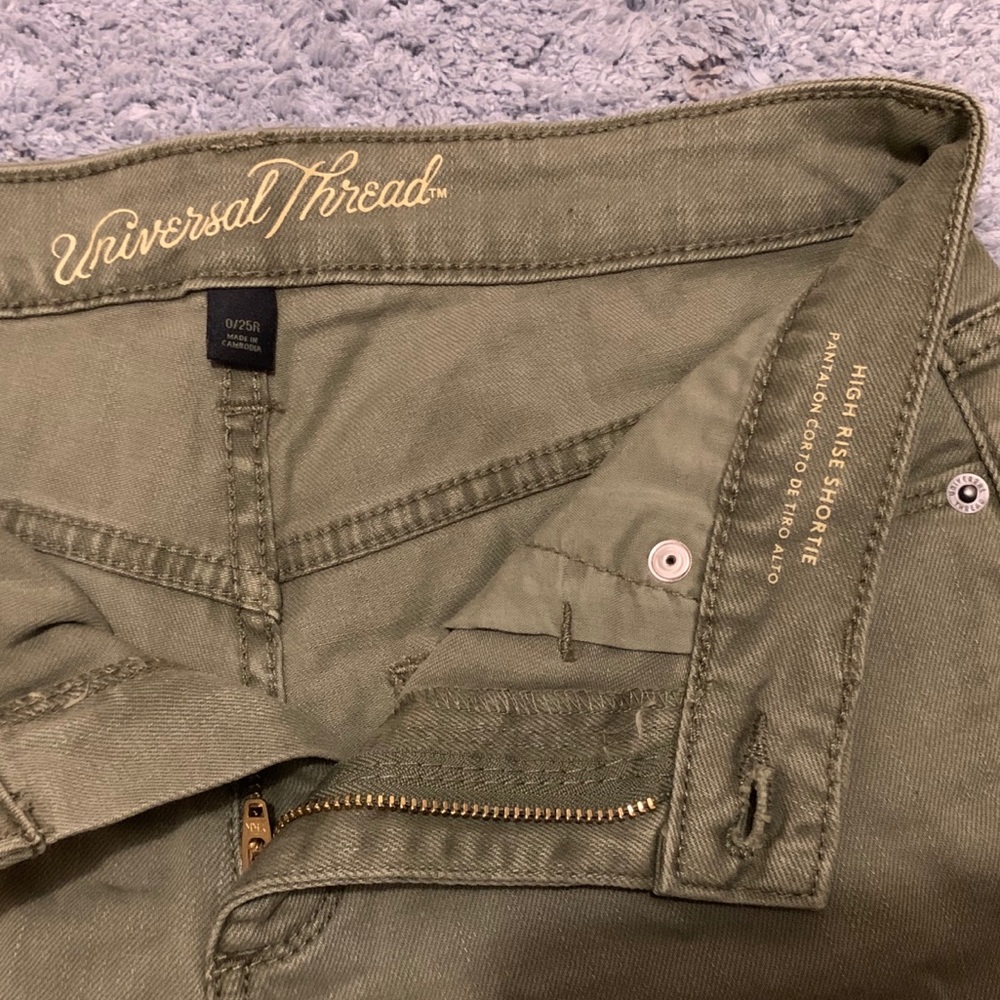 Universal Thread High Rise Shortie - Picture 3 of 3